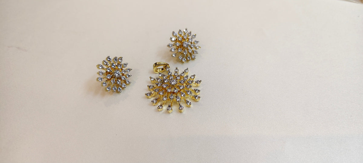 Asteria Bloom Pendant & Earring Set – real photo 3