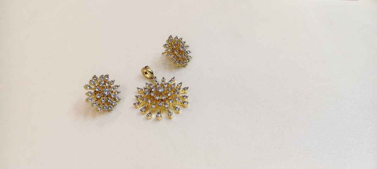 Asteria Bloom Pendant & Earring Set – real photo 5