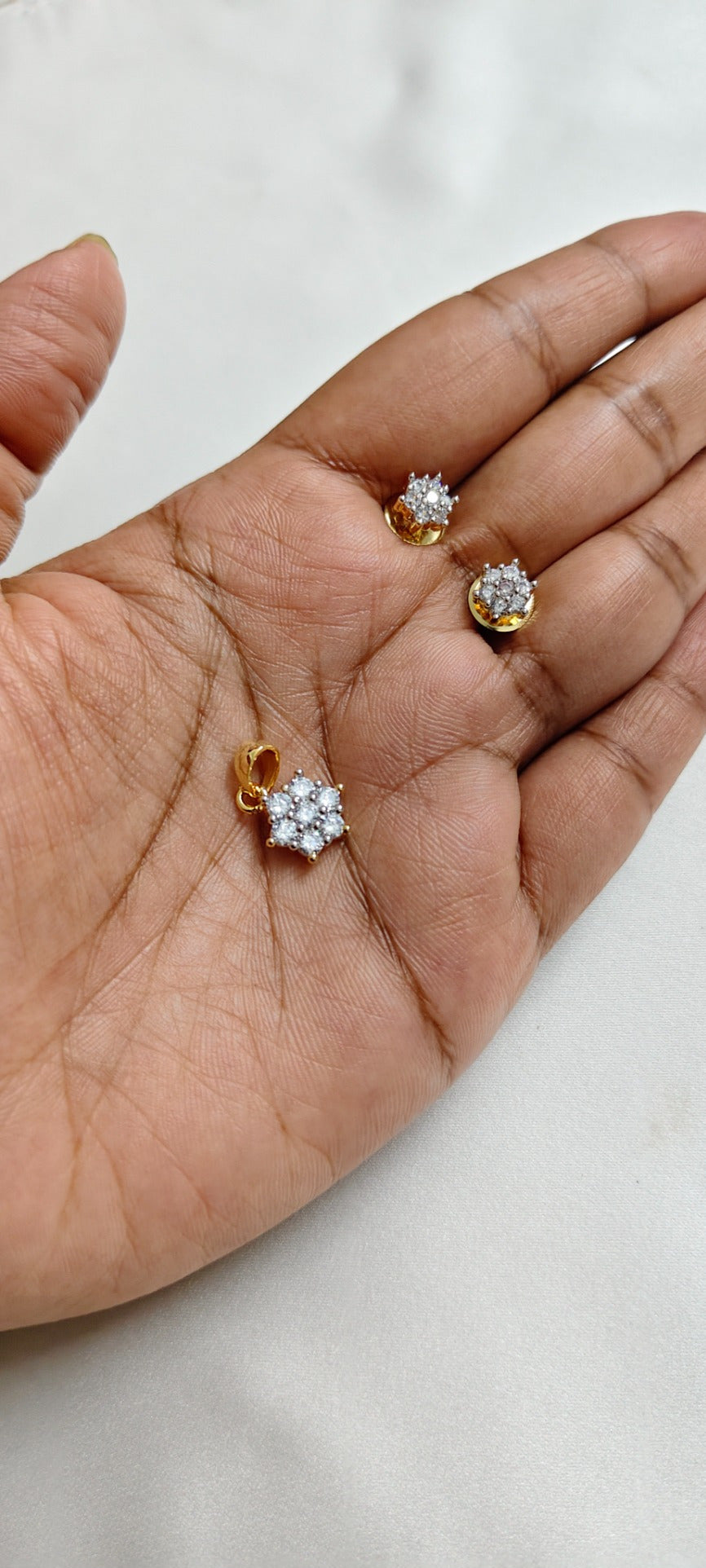 Elara Blossom Pendant & Earring Set – real photo 1