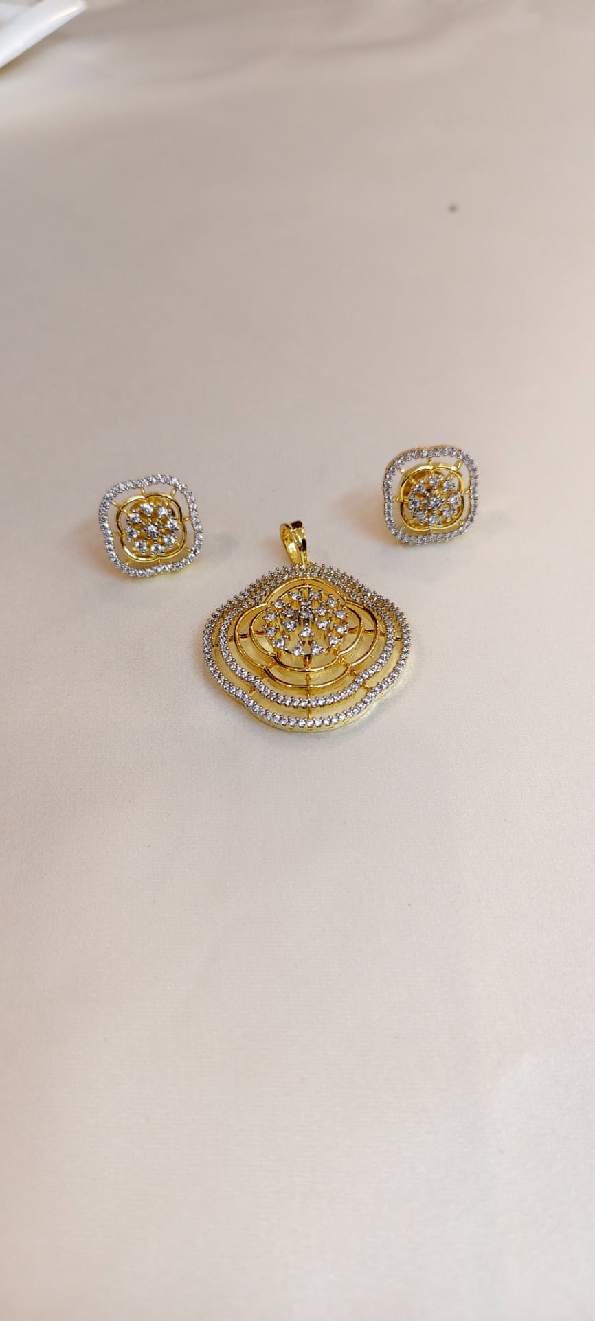 Fiora Lace Pendant & Earring Set – real photo 1