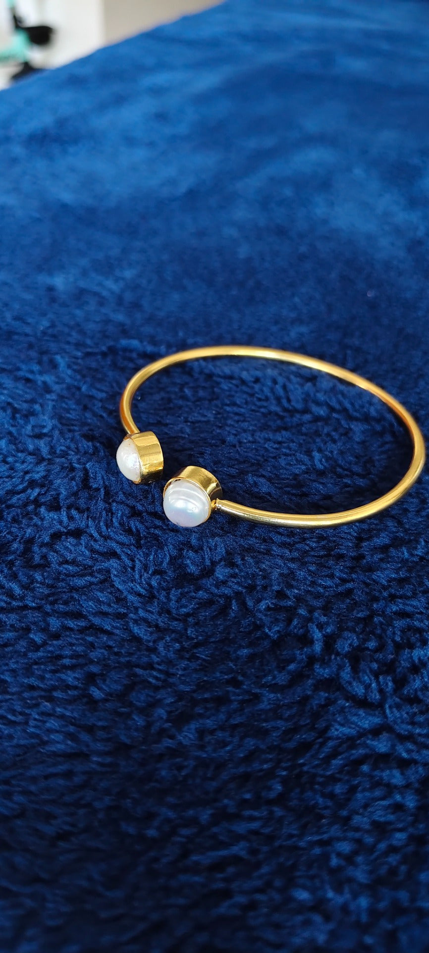 Selene Pearl Duo Cuff Bracelet – real photo 3
