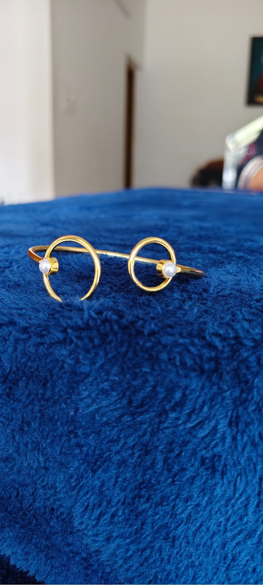 Celeste Pearl Orbit Cuff Bracelet – real photo 2