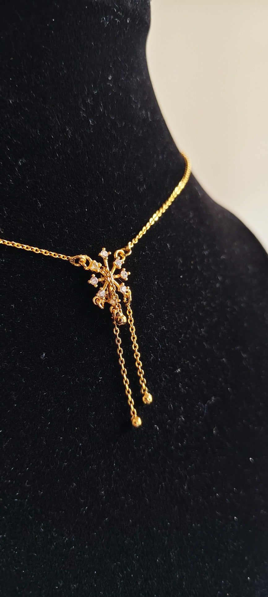 Astra Starfall Necklace – real photo 2
