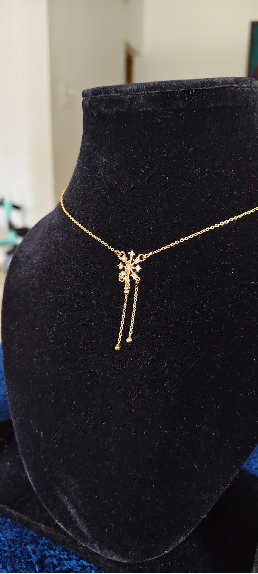 Astra Starfall Necklace – real photo 3