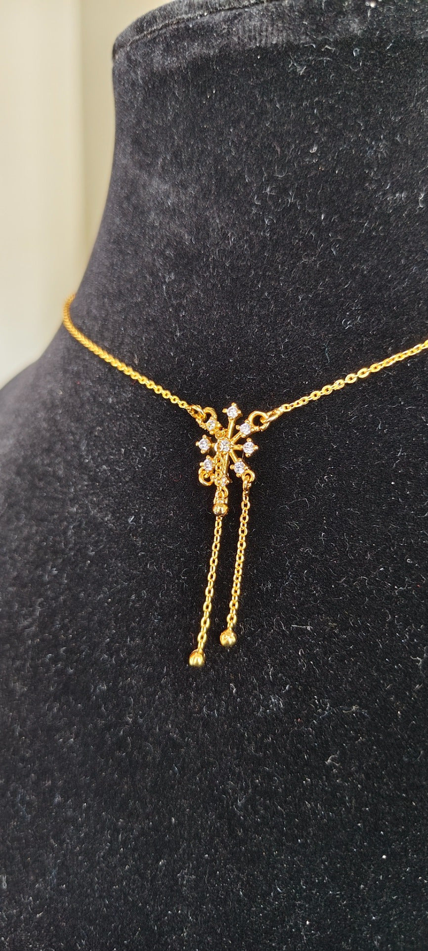 Astra Starfall Necklace – real photo 4