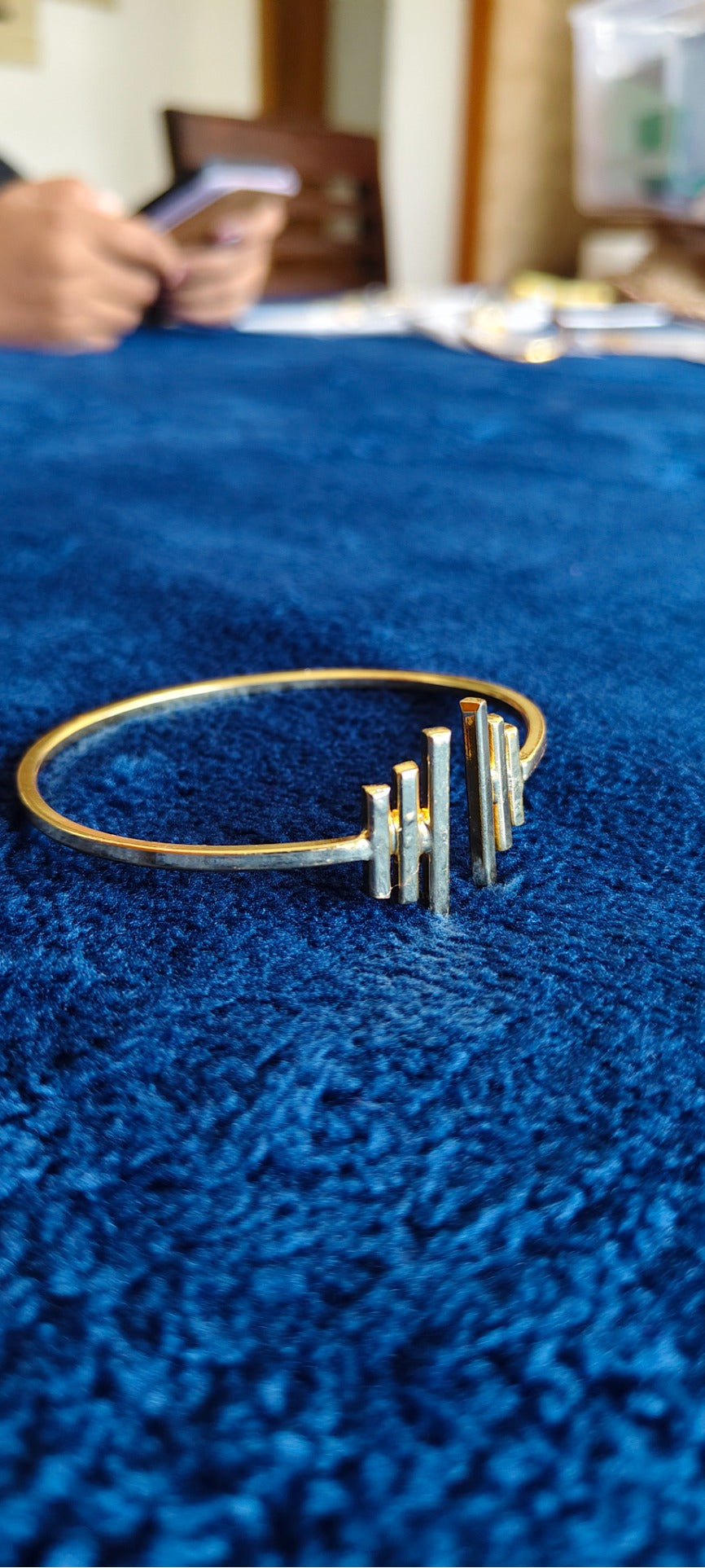 Aria Skyline Cuff Bracelet – real photo 4
