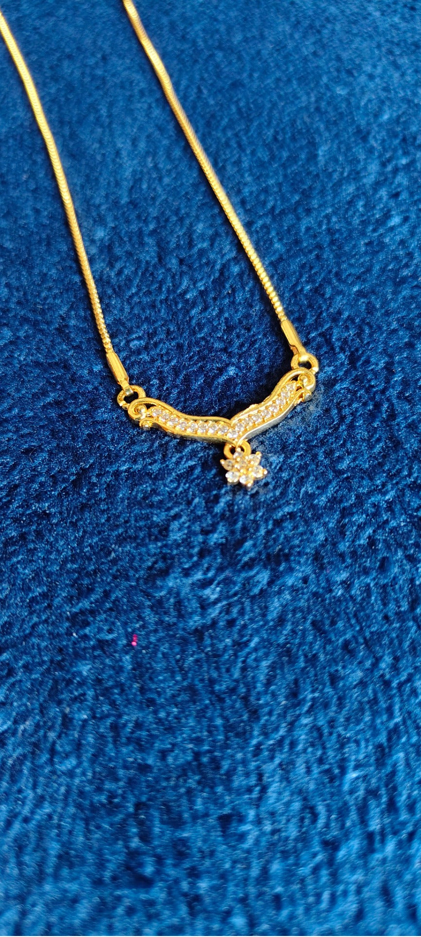 Liora Blossom Necklace – real photo 2