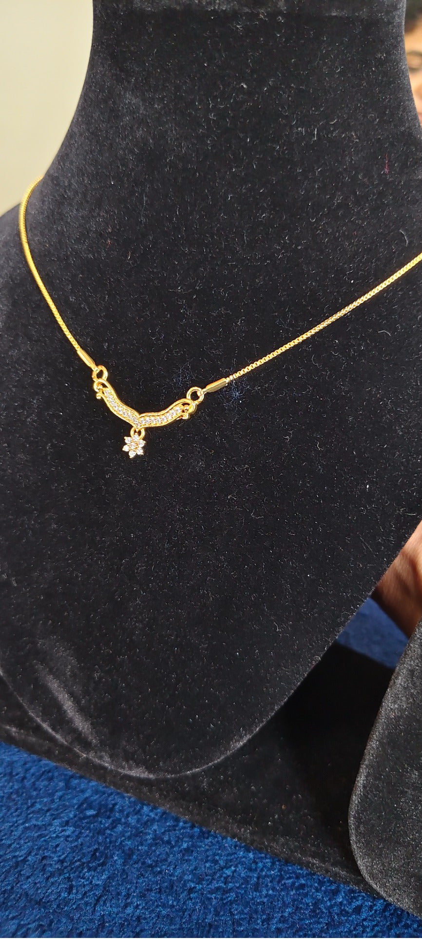 Liora Blossom Necklace – real photo 3