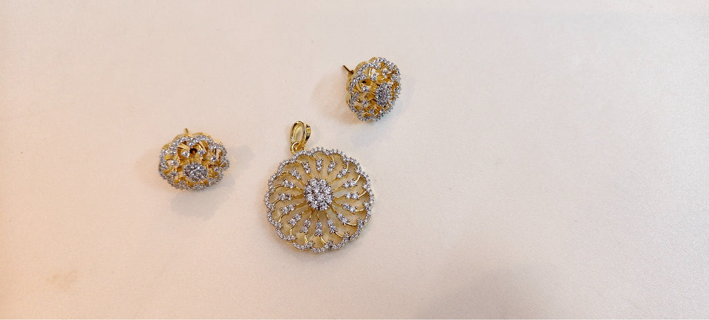 Solara Bloom Pendant & Earring Set – real photo 4