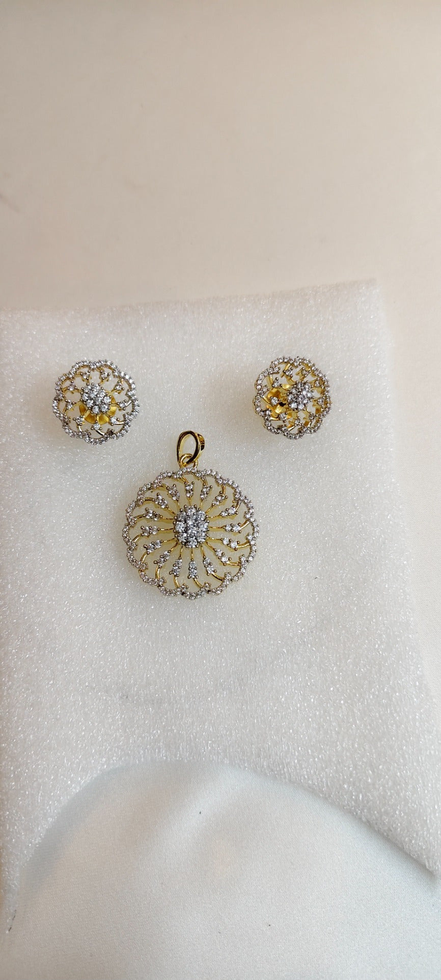 Solara Bloom Pendant & Earring Set – real photo 5