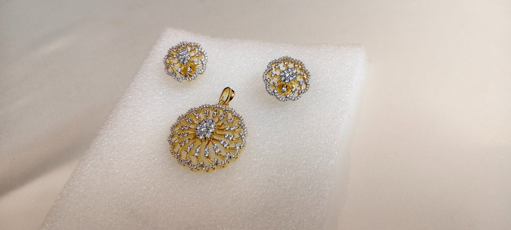 Solara Bloom Pendant & Earring Set – real photo 6