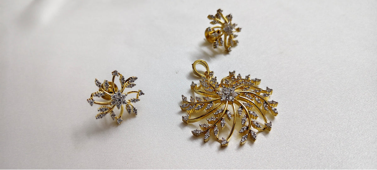 Aveline Swirl Pendant & Earring Set – real photo 3