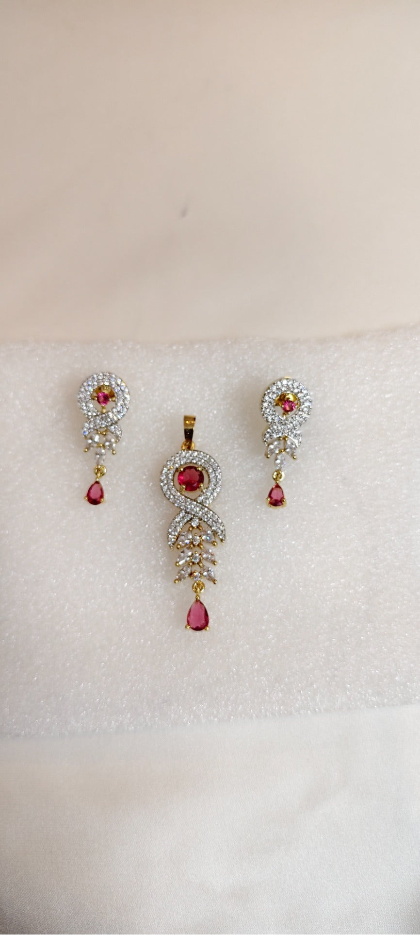 Roselle Ribbon Drop Pendant & Earring Set – real photo 2