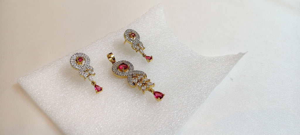 Roselle Ribbon Drop Pendant & Earring Set – real photo 4