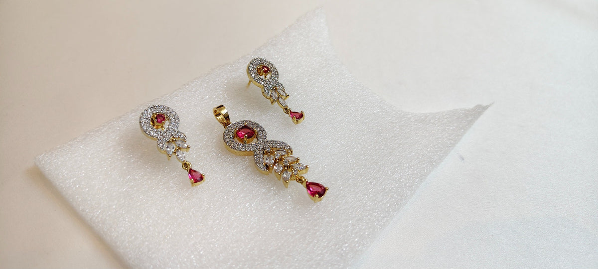 Roselle Ribbon Drop Pendant & Earring Set – real photo 4