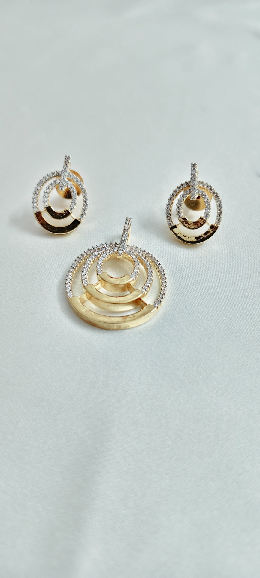 Cressida Orbit Pendant & Earring Set – real photo 4