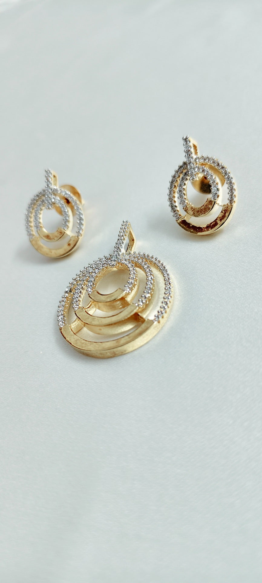 Cressida Orbit Pendant & Earring Set – real photo 5