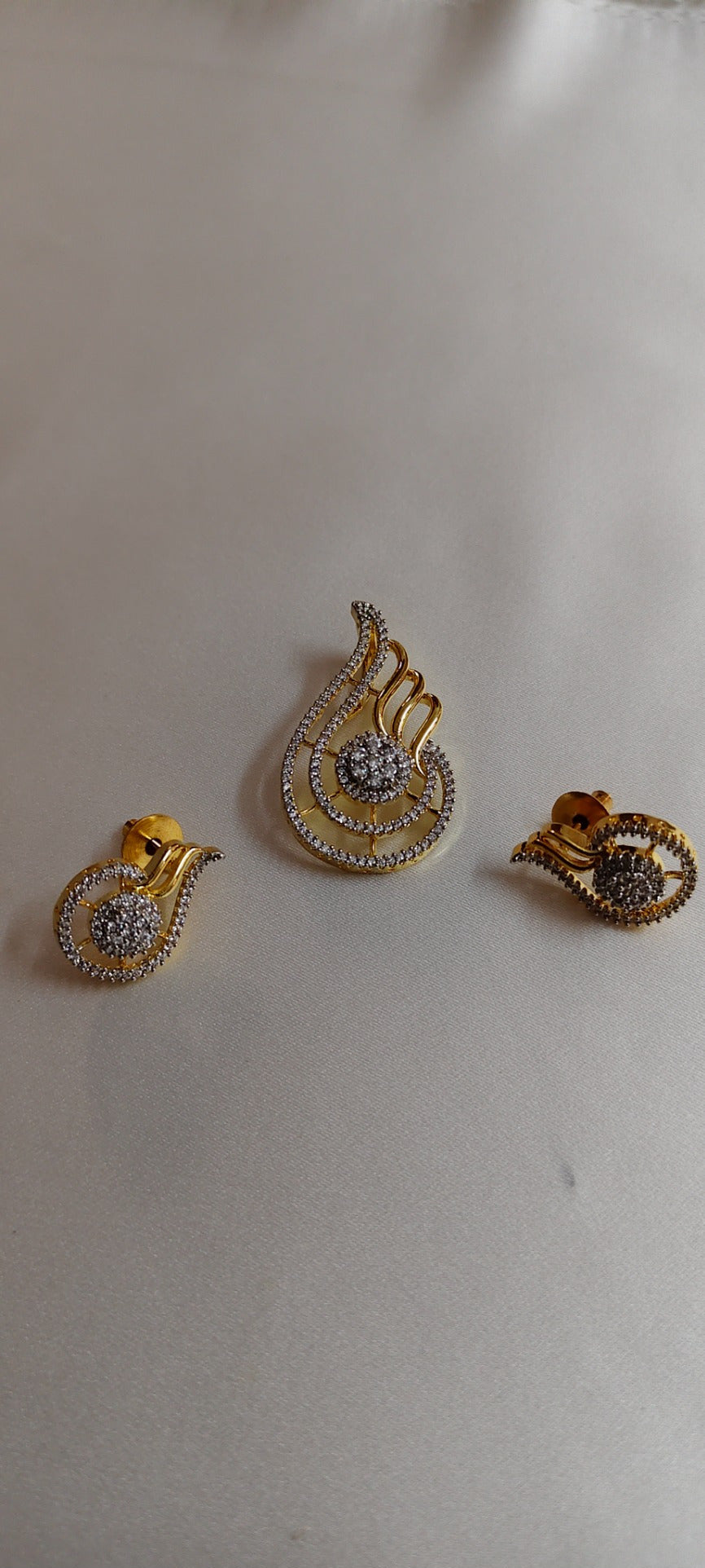 Calista Flame Pendant & Earring Set – real photo 1