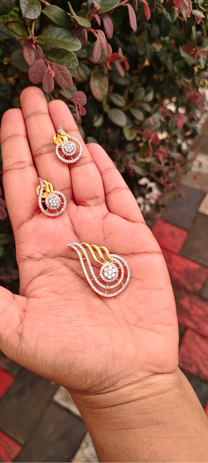Calista Flame Pendant & Earring Set – real photo 7